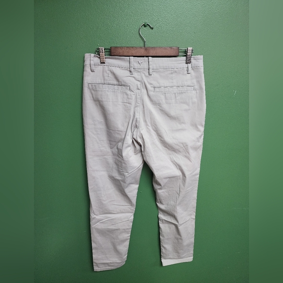 Bird Dogs Men’s Stretch Chino Pants – Size 32x30 – Light Gray / Stone - Picture 2 of 3